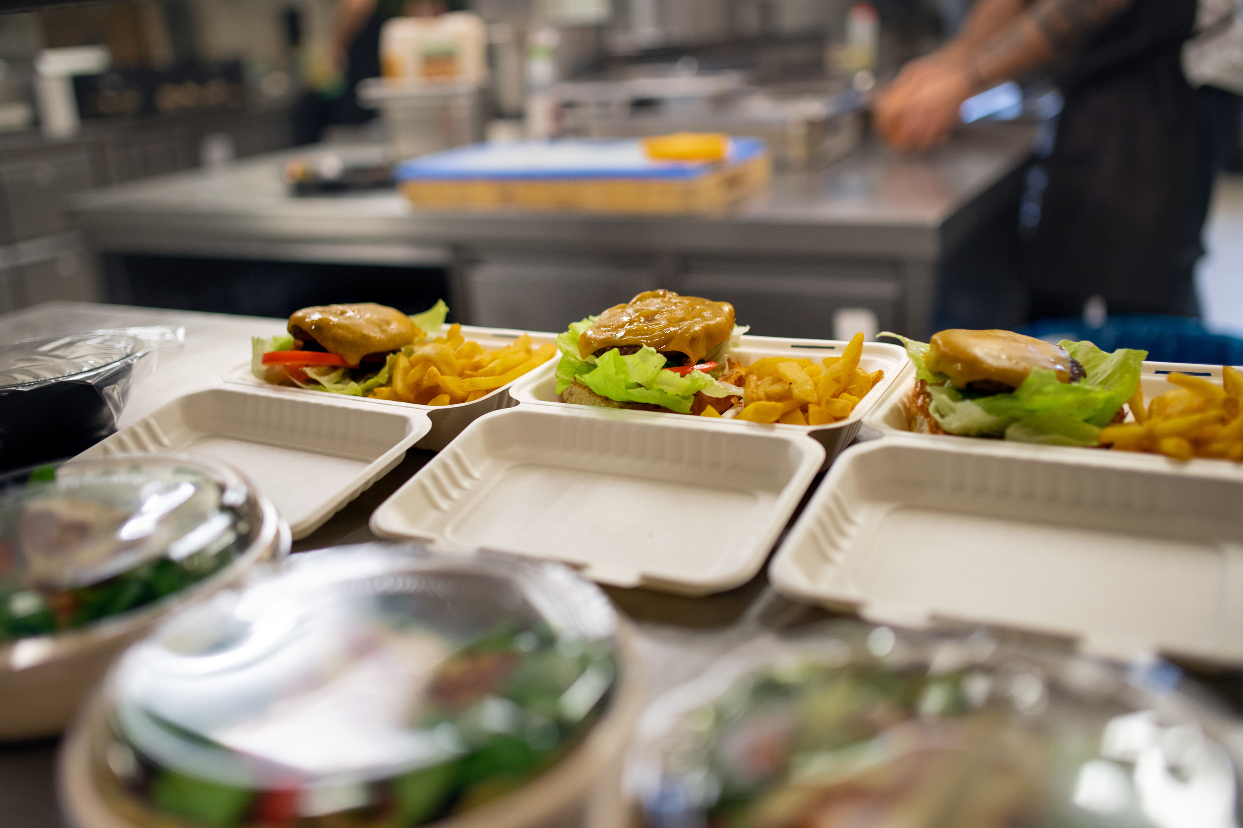Mehr über den Artikel erfahren Die Rolle von Verpackungen im Take-away- und Delivery-Boom